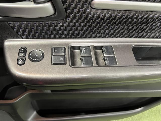 ステップワゴンスパーダナビ　ＴＶ　Ｂｌｕｅｔｏｏｔｈ　ＥＴＣ　バックカメラ　キーフリー　サンシェード　シートテーブル　両側パワースライドドア　認定中古車　ＣＶＴ　１５００（香川県）の中古車