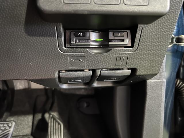 トールカスタムＧ　ターボ　ＳＡIIナビ　ＴＶ　Ｂｌｕｅｔｏｏｔｈ　ドラレコ　ＥＴＣ　バックカメラ　ステアリングスイッチ　キーフリー　両側パワースライドドア　認定中古車　ＣＶＴ　１０００（香川県）の中古車