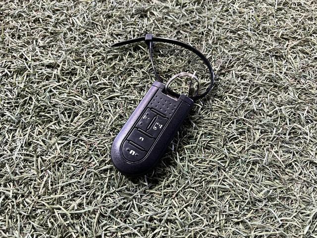 トールカスタムＧ　ターボ　ＳＡIIナビ　ＴＶ　Ｂｌｕｅｔｏｏｔｈ　ドラレコ　ＥＴＣ　バックカメラ　ステアリングスイッチ　キーフリー　両側パワースライドドア　認定中古車　ＣＶＴ　１０００（香川県）の中古車