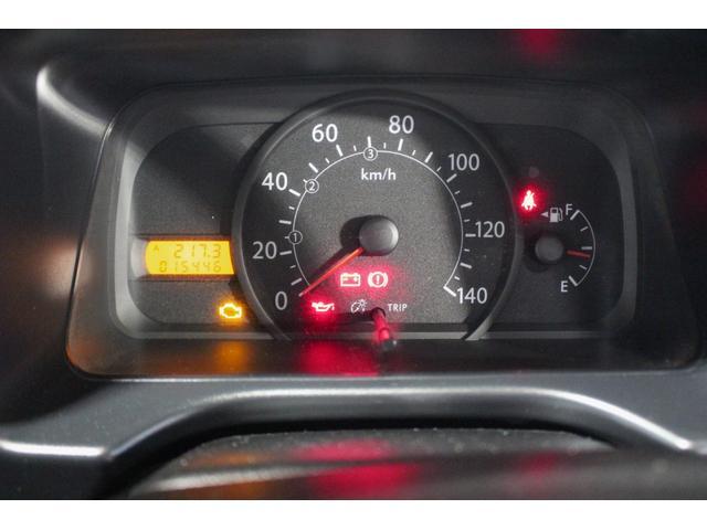 サンバートラックＴＢ　５ＭＴ車認定中古車　５ＭＴ車　三方開　ＡＭ／ＦＭラジオ　マニュアルエアコン　パワーステアリング　ハロゲンヘッドライト　運転席エアバッグ　荷台作業灯　ラバーマット（香川県）の中古車