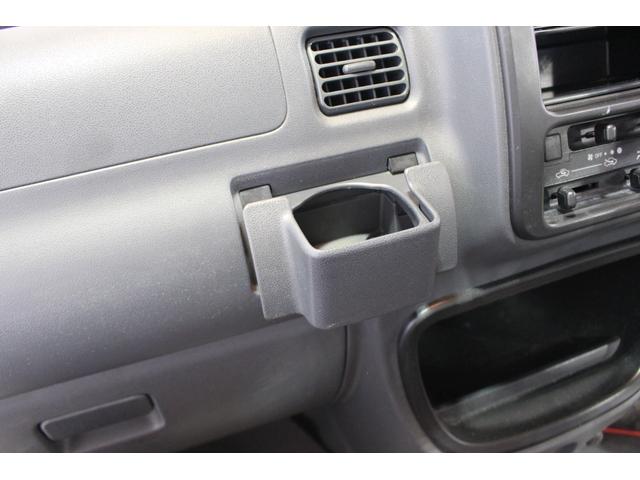 ハイゼットトラックスペシャル認定中古車　５ＭＴ車　三方開　ＡＭラジオ　ラバーマット　ドアバイザー　ハロゲンヘッドライト　ヘッドライトレベライザー　取扱説明書　メンテナンスノート（香川県）の中古車
