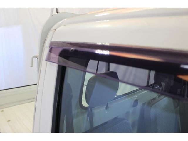 ハイゼットトラックスペシャル認定中古車　５ＭＴ車　三方開　ＡＭラジオ　ラバーマット　ドアバイザー　ハロゲンヘッドライト　ヘッドライトレベライザー　取扱説明書　メンテナンスノート（香川県）の中古車