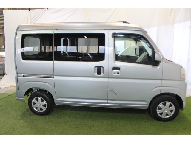ハイゼットカーゴクルーズ認定中古車　ＣＶＴ　キーフリーシステム　スマートアシスト　マニュアルエアコン　純正オーディオ　電動格納ミラー　ドアバイザー　リヤワイパー　パワーウィンドウ　パワーステアリング　両側スライドドア（香川県）の中古車