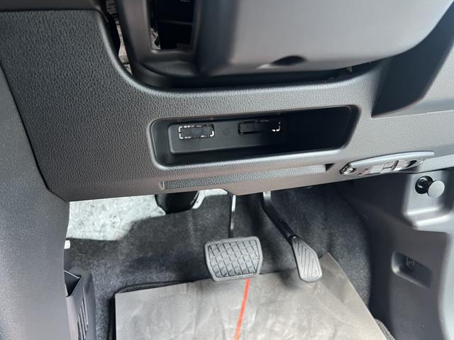 ムーヴＲＳ１０インチナビ　ＴＶ　ドライブレコーダー　バックカメラ　キーフリーシステム　オートエアコン　両側パワースライドドア　ステアリングスイッチ　認定中古車　ＣＶＴ　６６０（香川県）の中古車