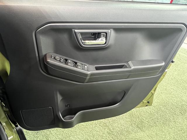 タフトＧ　ダーククロムベンチャーディスプレイオーディオ　バックカメラ　シートヒーター　ステアリングスイッチ　オートエアコン　キーフリーシステム　認定中古車　ＣＶＴ　６６０（香川県）の中古車