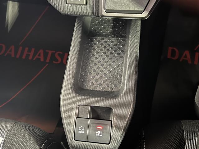 タフトＧ　ダーククロムベンチャーディスプレイオーディオ　バックカメラ　シートヒーター　ステアリングスイッチ　オートエアコン　キーフリーシステム　認定中古車　ＣＶＴ　６６０（香川県）の中古車