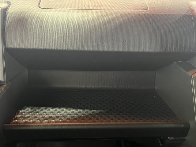 タフトＧ　ダーククロムベンチャーディスプレイオーディオ　バックカメラ　シートヒーター　ステアリングスイッチ　オートエアコン　キーフリーシステム　認定中古車　ＣＶＴ　６６０（香川県）の中古車