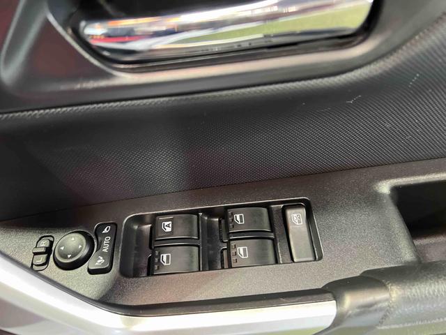 ロッキープレミアムＧ　ＨＥＶディスプレイオーディオ　パノラマカメラ　シートヒーター　ステアリングスイッチ　オートエアコン　キーフリー　認定中古車　ＣＶＴ　１２００（香川県）の中古車