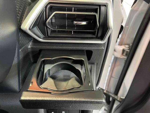 ロッキープレミアムＧ　ＨＥＶディスプレイオーディオ　パノラマカメラ　シートヒーター　ステアリングスイッチ　オートエアコン　キーフリー　認定中古車　ＣＶＴ　１２００（香川県）の中古車