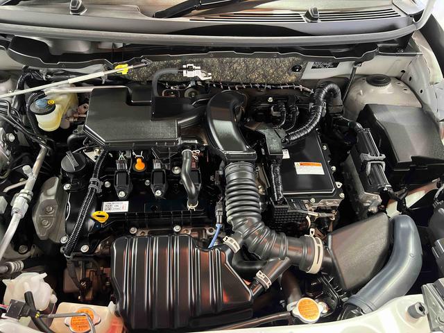 ロッキープレミアムＧ　ＨＥＶディスプレイオーディオ　パノラマカメラ　シートヒーター　ステアリングスイッチ　オートエアコン　キーフリー　認定中古車　ＣＶＴ　１２００（香川県）の中古車