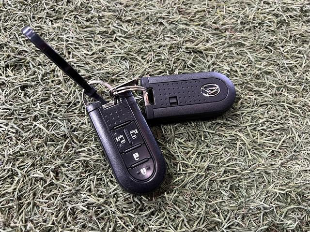 タントＸリミテッドＳＡIIIキーフリー　ステアリングスイッチ　両側パワースライドドア　ＣＤ　助手席ピラーレス　認定中古車　ＣＶＴ　６６０（香川県）の中古車