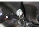 認定中古車　５ＭＴ車　三方開　ＡＭ／ＦＭラジオ　マニュアルエアコン　パワーステアリング　ハロゲンヘッドライト　運転席エアバッグ　荷台作業灯　ラバーマット（香川県）の中古車