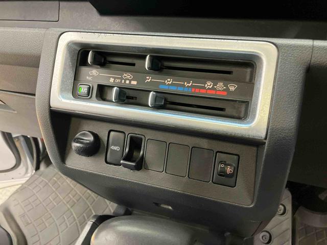 ハイゼットトラックＥＸＴＬＥＤヘッドライト　ナビ　ＤＶＤ再生　Ｂｌｕｅｔｏｏｔｈ接続　キーレス　荷台作業灯（高知県）の中古車