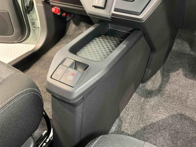 タフトＧ　ダーククロムベンチャーディスプレイオーディオ　ＵＳＢ入力端子　Ｂｌｕｅｔｏｏｔｈ接続　ＨＤＭＩ入力端子　バックカメラ　前席シートヒーター　ＬＥＤヘッドライト　オートライト　オートハイビーム　クリアランスソナー（高知県）の中古車