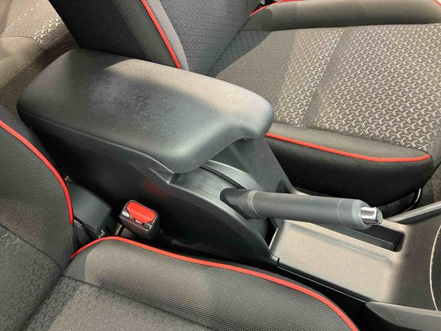 ロッキーＧディスプレイオーディオ　ＵＳＢ入力端子　Ｂｌｕｅｔｏｏｔｈ接続　バックカメラ　ＥＴＣ車載器　ＬＥＤヘッドライト　オートライト　オートハイビーム　前席シートヒーター　衝突被害軽減システム（高知県）の中古車