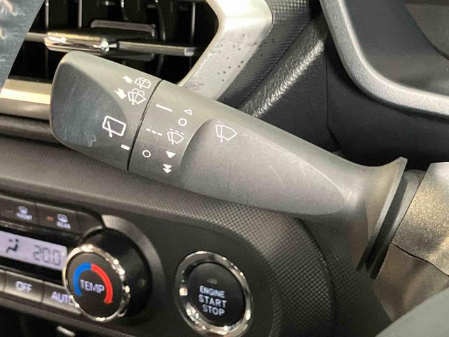 ロッキープレミアム９インチナビ　ＵＳＢ入力端子　Ｂｌｕｅｔｏｏｔｈ接続　バックカメラ　ドライブレコーダー　ＥＴＣ車載器　ＬＥＤヘッドライト　オートライト　オートハイビーム　クリアランスソナー　キーフリー（高知県）の中古車