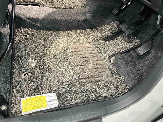 タントカスタムＲＳ７インチナビ　Ｂｌｕｅｔｏｏｔｈ接続　ＥＴＣ車載器　キーフリー　電動スライドドア（高知県）の中古車