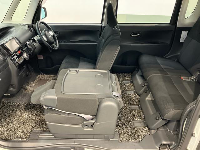 タントカスタムＲＳ７インチナビ　Ｂｌｕｅｔｏｏｔｈ接続　ＥＴＣ車載器　キーフリー　電動スライドドア（高知県）の中古車