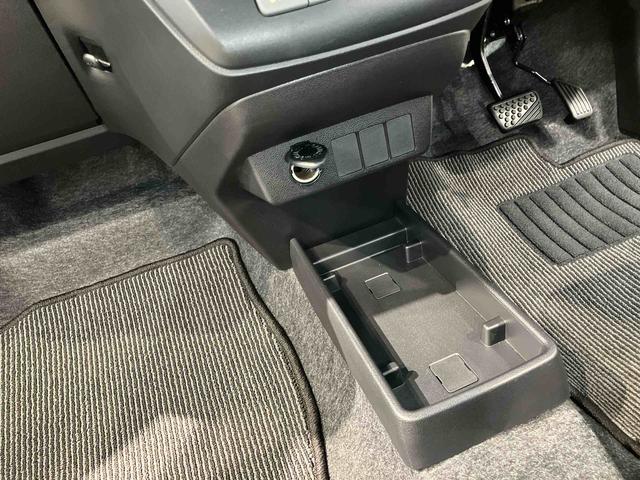 ミライースＬ　ＳＡIII　１０ｔｈアニバーサリーエディション後方カメラ　オートライト　オートハイビーム　衝突被害軽減システム　クリアランスソナー（高知県）の中古車