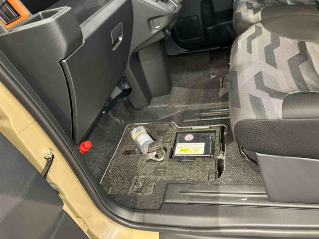 タントファンクロス　ＩＤＬＥレス後方カメラ　キーフリー　シートヒーター　電動スライドドア　ＬＥＤヘッドライト　オートライト　オートハイビーム　衝突被害軽減システム　クリアランスソナー（高知県）の中古車