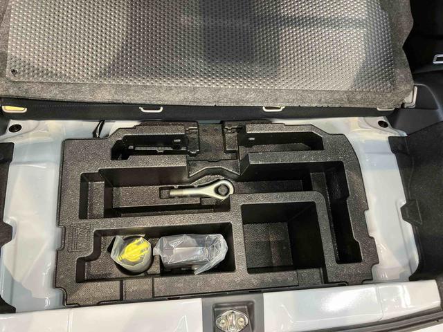 ミライースＬ　ＳＡIII　１０ｔｈアニバーサリーエディションバックカメラ　オートライト　クリアランスソナー　衝突被害軽減システム（高知県）の中古車