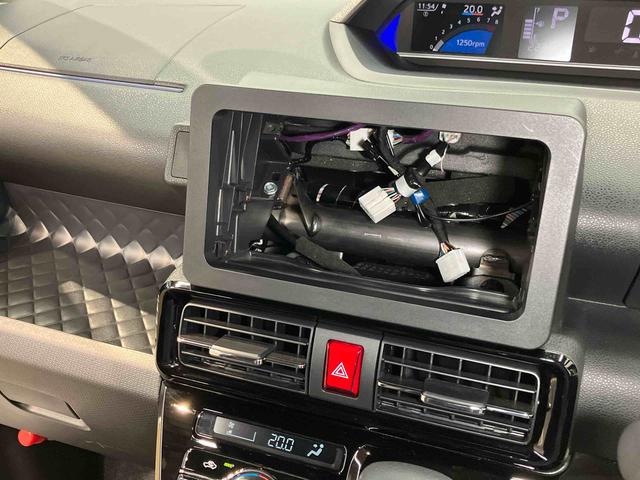 タントカスタムＸバックカメラ　ＬＥＤヘッドライト　オートライト　オートハイビーム　キーフリー　電動スライドドア　前席シートヒーター　衝突被害軽減システム（高知県）の中古車