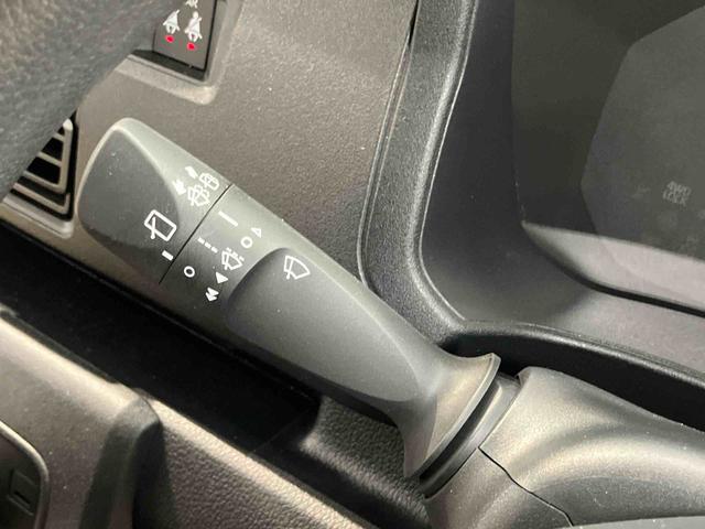 ハイゼットカーゴＤＸＣＤチューナー　ＵＳＢ入力端子　Ｂｌｕｅｔｏｏｔｈ接続　スライドドア　オートライト　オートハイビーム　衝突被害軽減システム　クリアランスソナー（高知県）の中古車