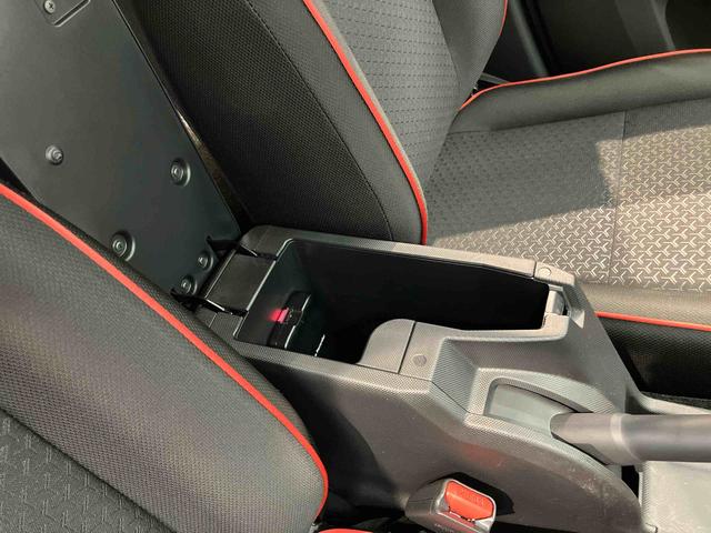 ロッキーＸ７インチナビ　ＵＳＢ入力端子　Ｂｌｕｅｔｏｏｔｈ接続　ドラレコ　全周囲カメラ　ＥＴＣ車載器　ＬＥＤヘッドライト　オートライト　オートハイビーム　クリアランスソナー　キーフリー　衝突被害軽減システム（高知県）の中古車