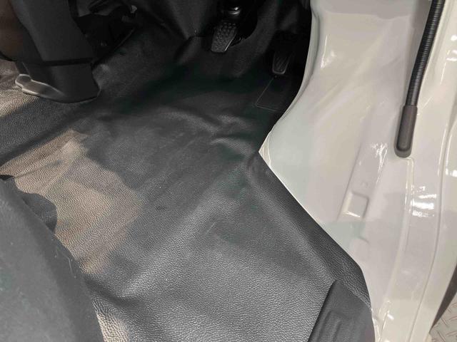ハイゼットカーゴＤＸオートライト　オートハイビーム　クリアランスソナー　スライドドア　衝突被害軽減システム（高知県）の中古車