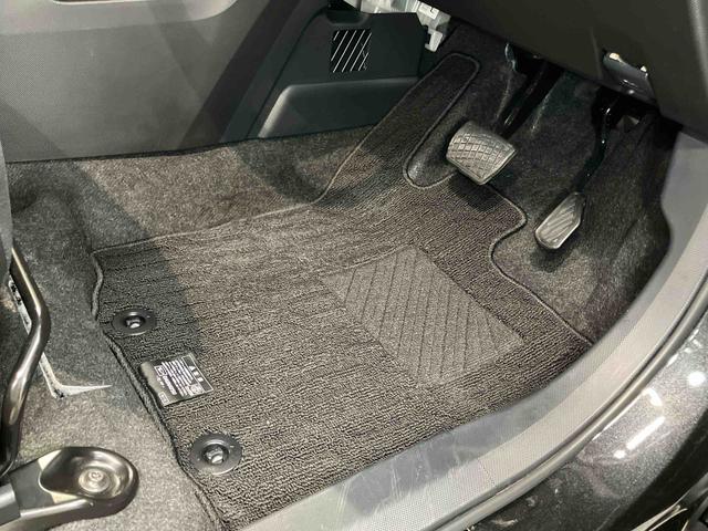 ロッキープレミアム７インチナビ　ＵＳＢ入力端子　Ｂｌｕｅｔｏｏｔｈ接続　バックカメラ　ドラレコ　シートヒーター　ＬＥＤヘッドライト　オートライト　オートハイビーム　クリアランスソナー　衝突被害軽減システム（高知県）の中古車