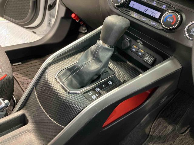 ロッキーＧディスプレイオーディオ　ＵＳＢ入力端子　Ｂｌｕｅｔｏｏｔｈ接続　バックカメラ　ドラレコ　ＥＴＣ車載器　シートヒーター　ＬＥＤヘッドライト　オートライト　オートハイビーム　クリアランスソナー（高知県）の中古車