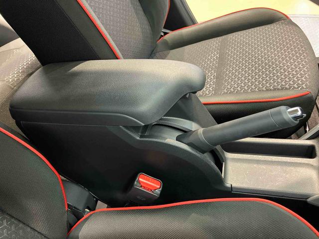 ロッキーＧディスプレイオーディオ　ＵＳＢ入力端子　Ｂｌｕｅｔｏｏｔｈ接続　バックカメラ　ドラレコ　ＥＴＣ車載器　シートヒーター　ＬＥＤヘッドライト　オートライト　オートハイビーム　クリアランスソナー（高知県）の中古車