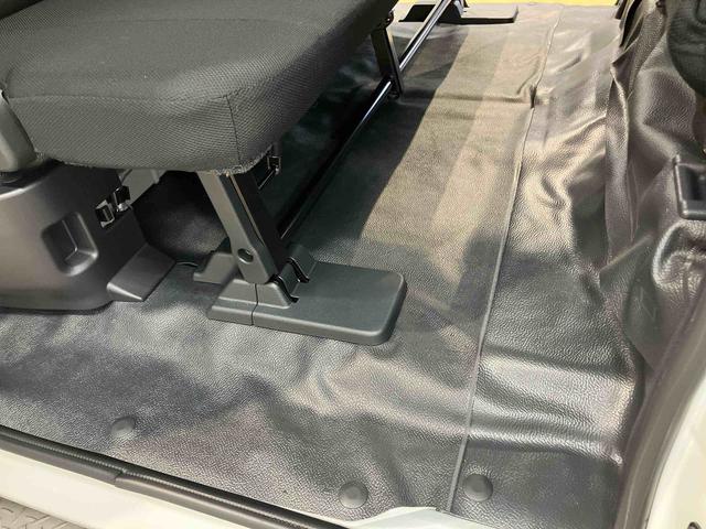 ハイゼットカーゴＤＸＣＤチューナー　Ｂｌｕｅｔｏｏｔｈ接続　衝突被害軽減システム　左右スライドドア　クリアランスソナー　オートライト　オートハイビーム（高知県）の中古車