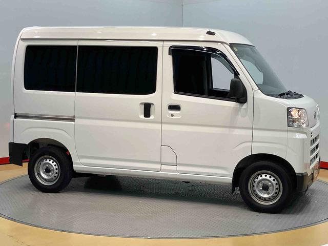 ハイゼットカーゴＤＸＣＤチューナー　Ｂｌｕｅｔｏｏｔｈ接続　衝突被害軽減システム　左右スライドドア　クリアランスソナー　オートライト　オートハイビーム（高知県）の中古車