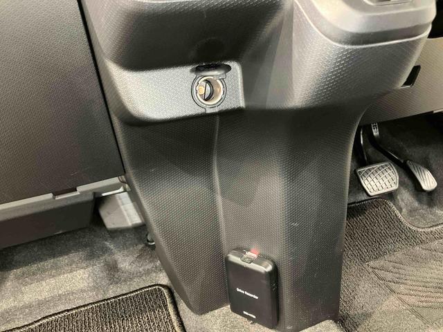 タントウエルカムシートリフトＸ７インチナビ　ＵＳＢ入力端子　Ｂｌｕｅｔｏｏｔｈ接続　ＥＴＣ車載器　バックカメラ　シートヒーター　ＬＥＤヘッドライト　オートライト　オートハイビーム　クリアランスソナー　片側電動スライドドア（高知県）の中古車