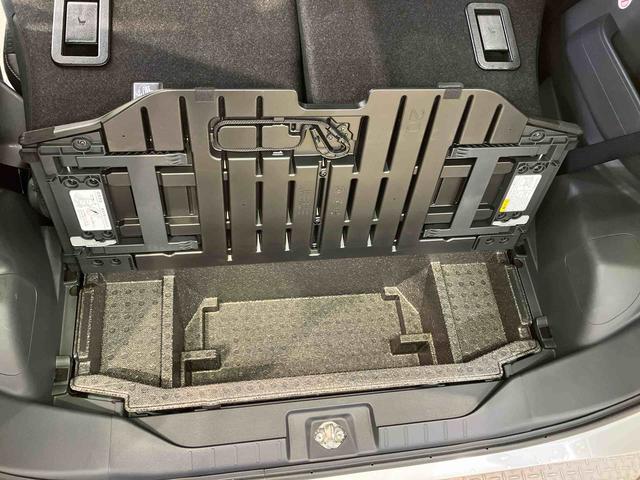 タントカスタムＲＳ　ｅｃｏ　ＩＤＬＥ非装着車後方カメラ　キーフリー　前席シートヒーター　衝突被害軽減システム　左右電動スライドドア　クリアランスソナー　ＬＥＤヘッドライト　オートライト　オートハイビーム（高知県）の中古車