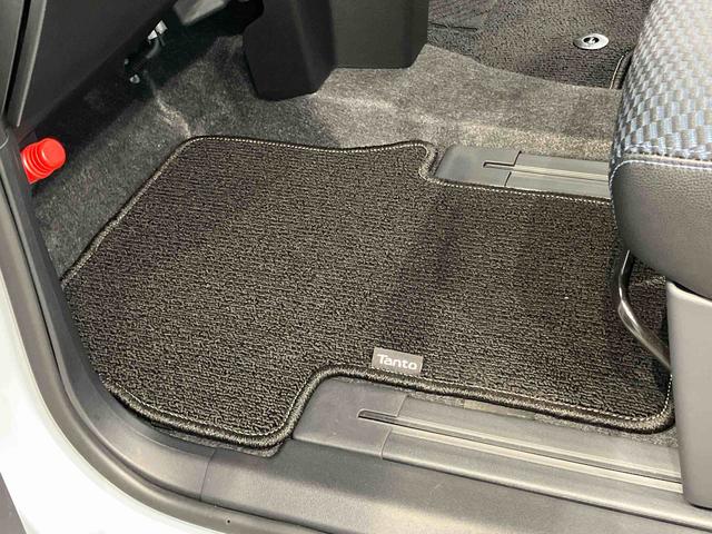 タントカスタムＲＳ　ｅｃｏ　ＩＤＬＥ非装着車後方カメラ　前席シートヒーター　キーフリー　衝突被害軽減システム　左右電動スライドドア　クリアランスソナー　ＬＥＤヘッドライト　オートライト　オートハイビーム（高知県）の中古車