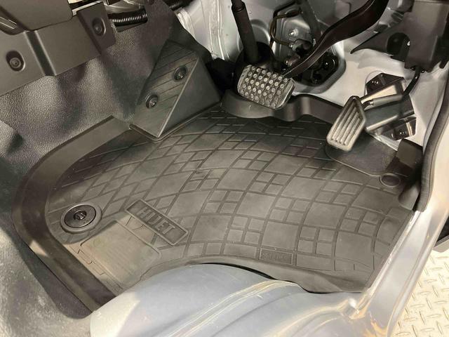 ハイゼットトラックジャンボエクストラ　４ＷＤＣＤチューナー　キーフリー　荷台作業灯　衝突被害軽減システム　クリアランスソナー　ＬＥＤヘッドライト　オートライト　デフロック（高知県）の中古車