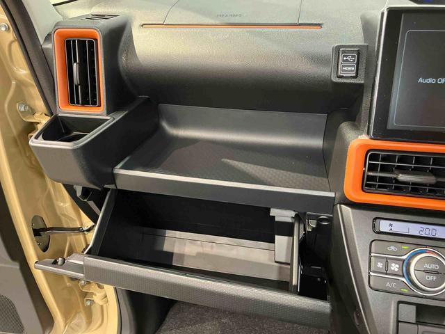 タントファンクロスディスプレイオーディオ　全方位カメラ　ＵＳＢ入力端子　Ｂｌｕｅｔｏｏｔｈ接続　ＨＤＭＩ入力端子　キーフリー　衝突被害軽減システム　左右電動スライドドア　クリアランスソナー　ＬＥＤヘッドライト（高知県）の中古車