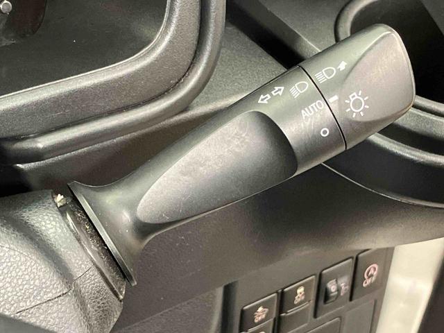 ハイゼットカーゴデラックスＳＡIIIＥＴＣ　衝突被害軽減システム　左右スライドドア　ＬＥＤヘッドライト　オートライト　オートハイビーム（高知県）の中古車