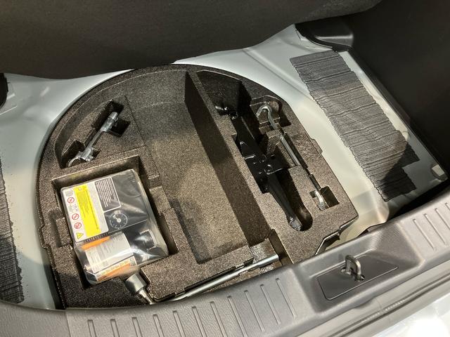 デミオＸＤツーリングナビ　前席シートヒーター　全方位カメラ　ＵＳＢ入力端子　Ｂｌｕｅｔｏｏｔｈ接続　ＥＴＣ　キーフリー　衝突被害軽減システム　クリアランスソナー　ＬＥＤヘッドライト　オートライト　オートハイビーム（高知県）の中古車