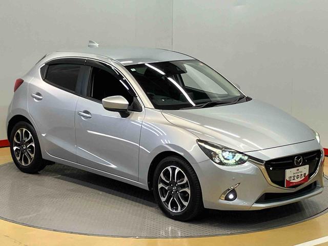 デミオＸＤツーリングナビ　前席シートヒーター　全方位カメラ　ＵＳＢ入力端子　Ｂｌｕｅｔｏｏｔｈ接続　ＥＴＣ　キーフリー　衝突被害軽減システム　クリアランスソナー　ＬＥＤヘッドライト　オートライト　オートハイビーム（高知県）の中古車