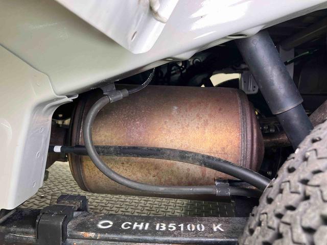 ハイゼットトラックスタンダード　４ＷＤ衝突被害軽減システム　クリアランスソナー　オートライト　オートハイビーム（高知県）の中古車