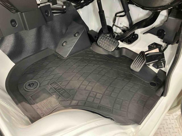 ハイゼットトラックジャンボスタンダード　４ＷＤＥＴＣ　荷台作業灯　衝突被害軽減システム　クリアランスソナー　オートライト　オートハイビーム（高知県）の中古車