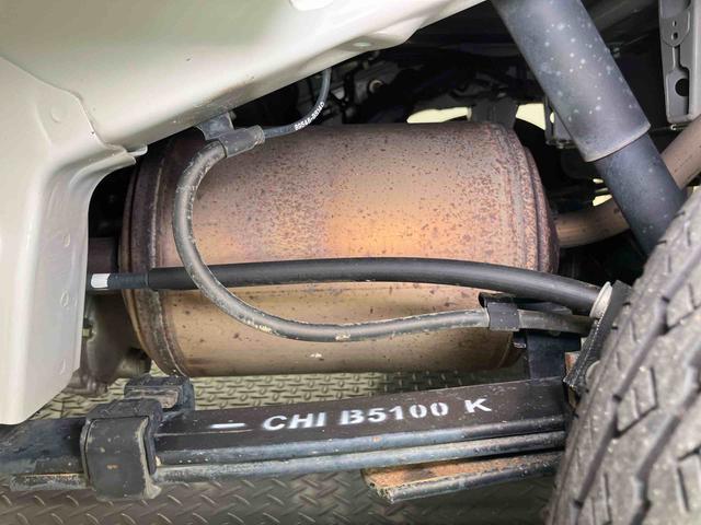 ハイゼットトラックスタンダード　４ＷＤ衝突被害軽減システム　クリアランスソナー　オートライト　オートハイビーム（高知県）の中古車