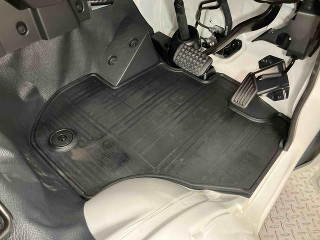 ハイゼットトラックＥＸＴ　４ＷＤ衝突被害軽減システム　クリアランスソナー　オートライト　オートハイビーム　デフロック　キーフリー　荷台作業灯（高知県）の中古車