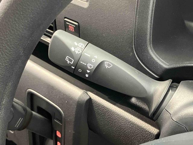 ハイゼットカーゴＤＸ　４ＷＤ衝突被害軽減システム　左右スライドドア　クリアランスソナー　オートライト　オートハイビーム（高知県）の中古車