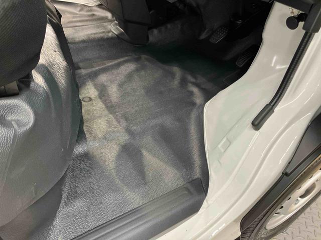 ハイゼットカーゴＤＸ　４ＷＤ衝突被害軽減システム　左右スライドドア　クリアランスソナー　オートライト　オートハイビーム（高知県）の中古車