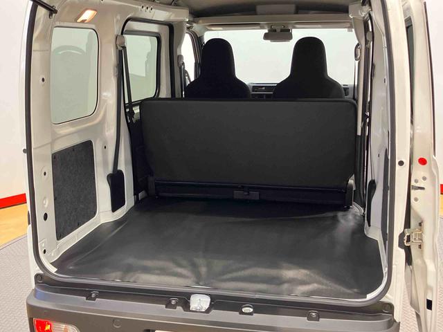 ハイゼットカーゴＤＸ　４ＷＤ衝突被害軽減システム　左右スライドドア　クリアランスソナー　オートライト　オートハイビーム（高知県）の中古車