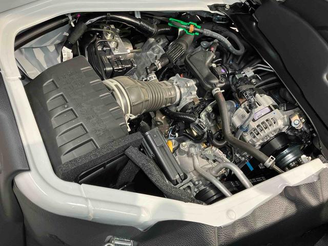 ハイゼットカーゴＤＸ　４ＷＤ衝突被害軽減システム　左右スライドドア　クリアランスソナー　オートライト　オートハイビーム（高知県）の中古車